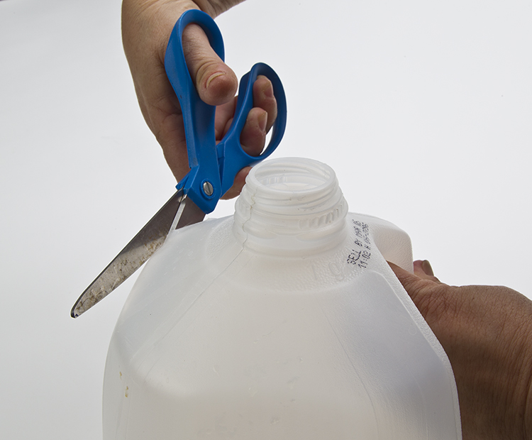 Cutting the jug